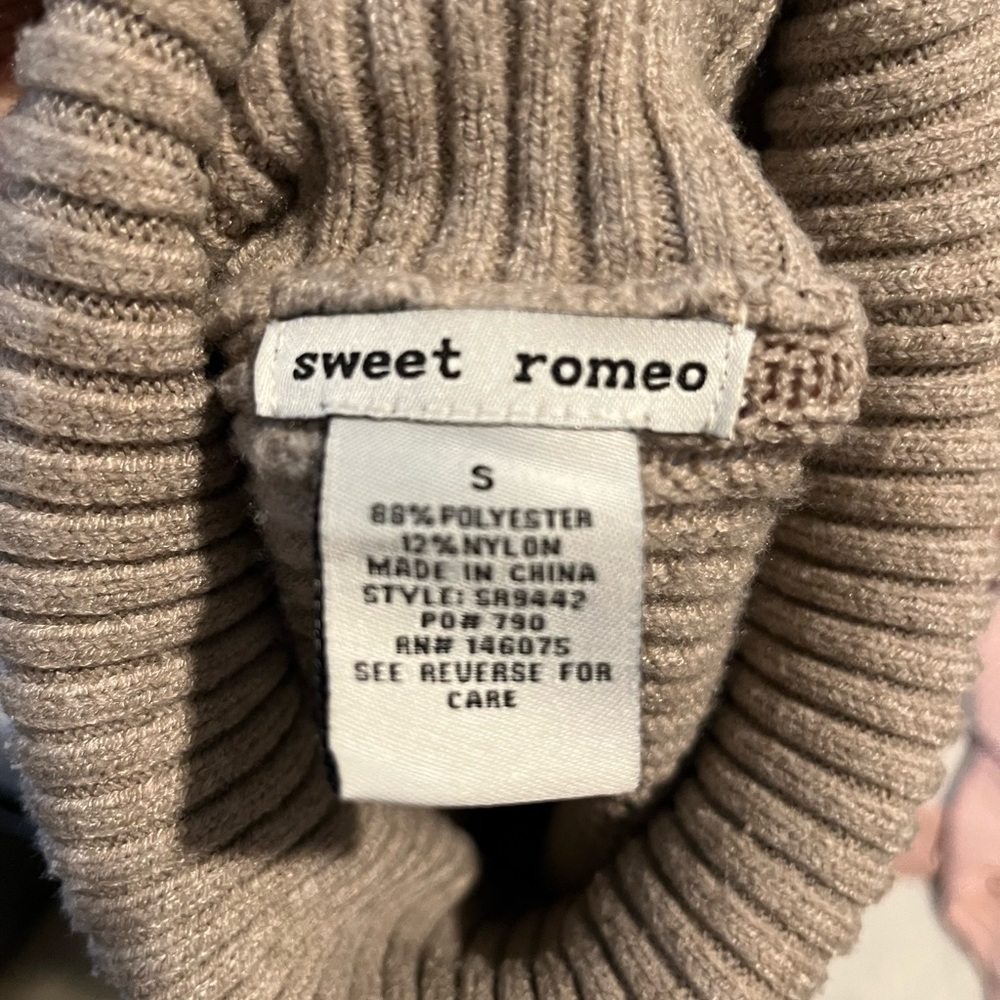 Fall sweater - Picture 9 of 9